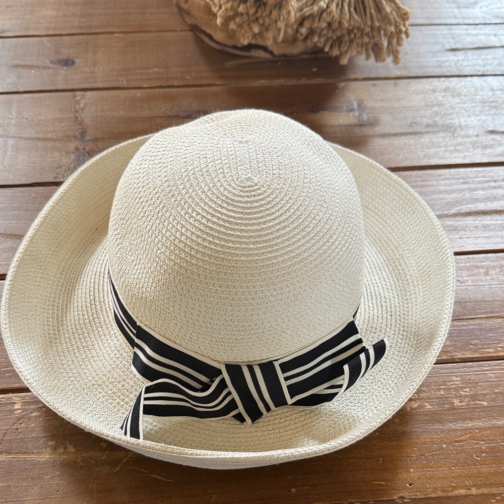Toucan Collection Cream Straw Hat with Black and Cream ribbon